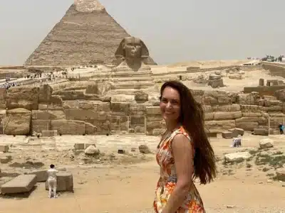 Cairo Tour from Sharm El Sheikh by Plane – Pyramids & Egyptian Museum | Best Price 200€